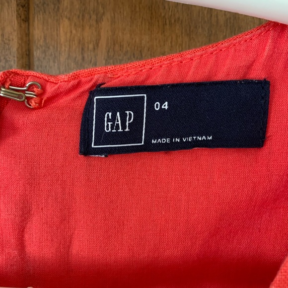 Red mini dress with pockets! - Picture 2 of 2